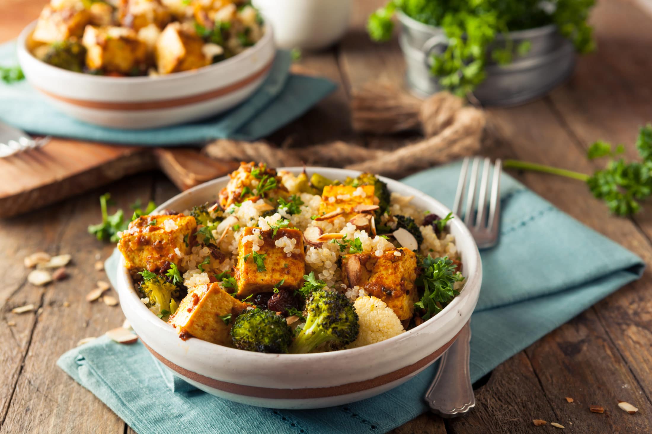Grønn mat bolle med tofu
