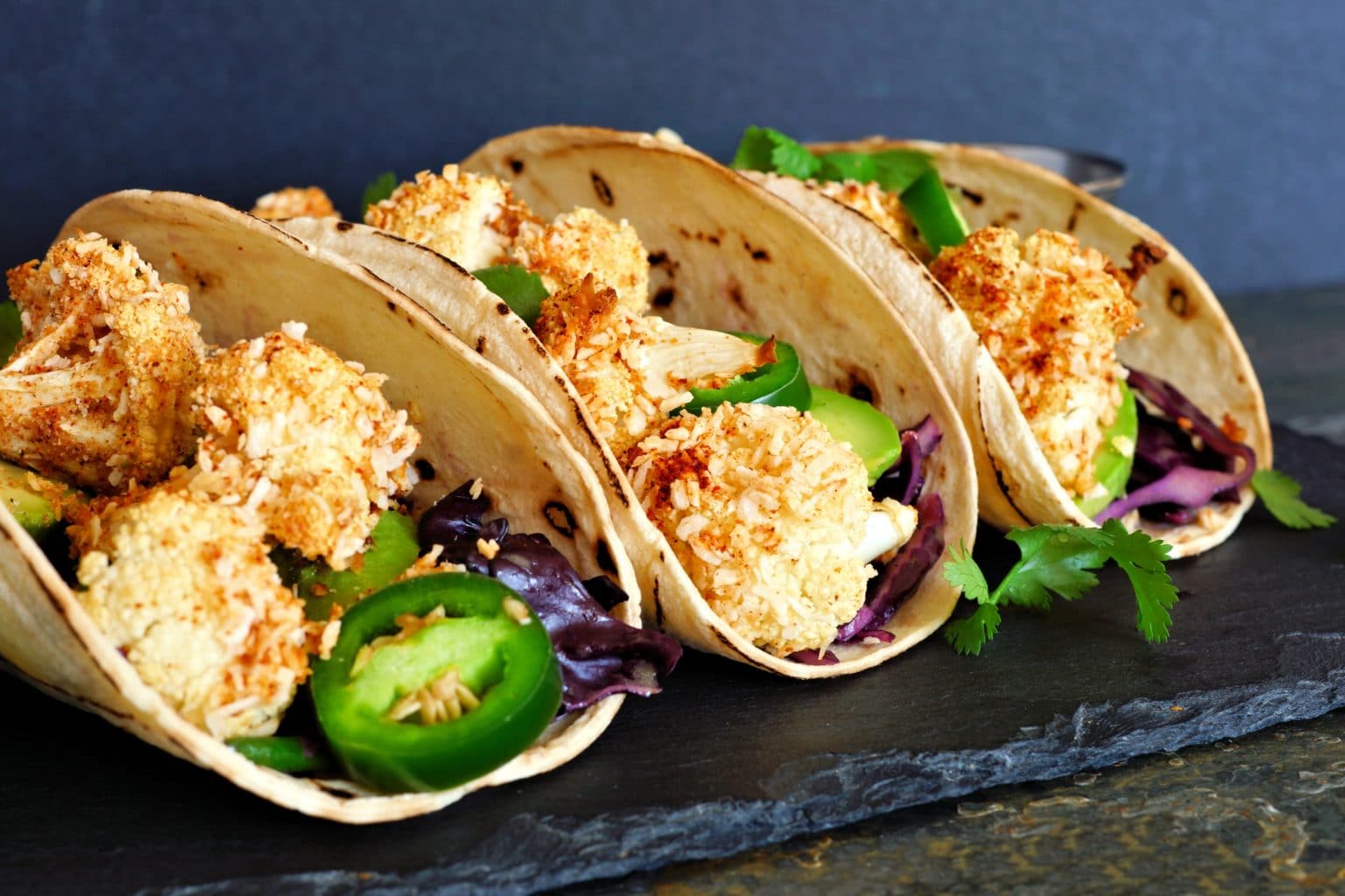 Taco med blomkål. Kjøttforbruket i Norge må ned, noe som kan oppnås om alle spiser litt mer vegetarisk i blant.